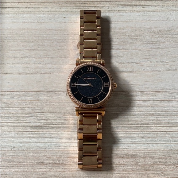 black crystal michael kors watch. 💎 - Picture 2 of 5